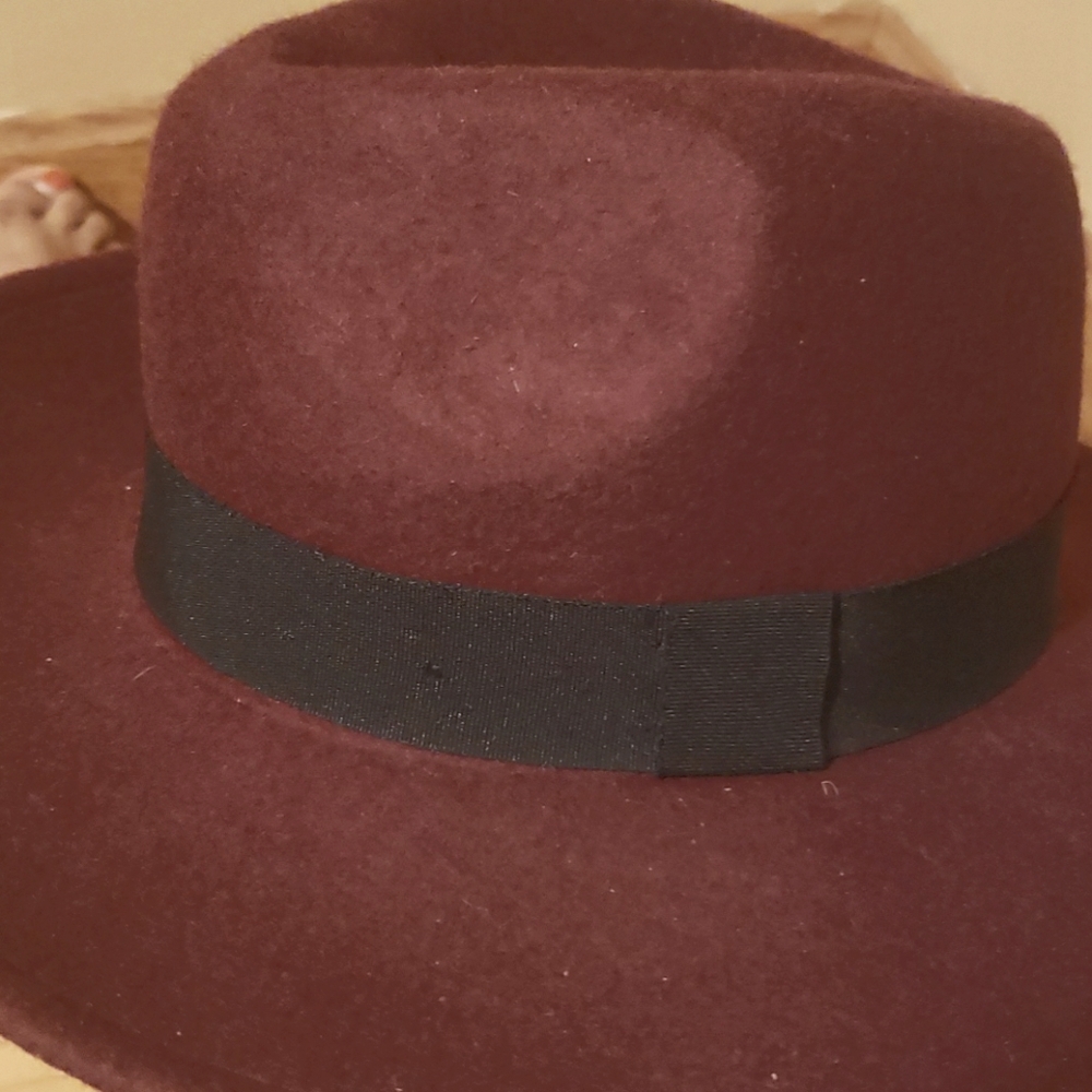 Ladies brim